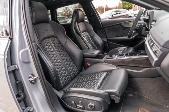 Audi RS4 - Afbeelding 14 van 30