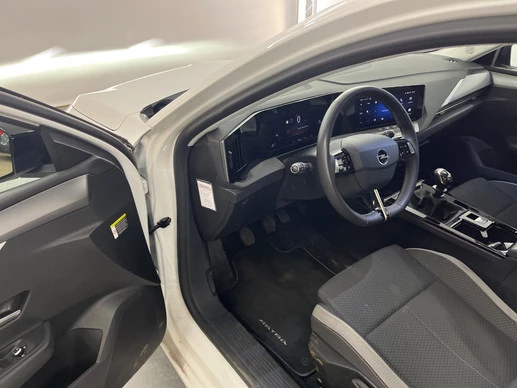 Opel Astra - Afbeelding 8 van 14