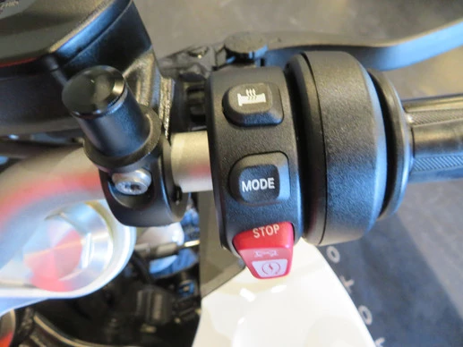 BMW F 900 R - Afbeelding 13 van 14