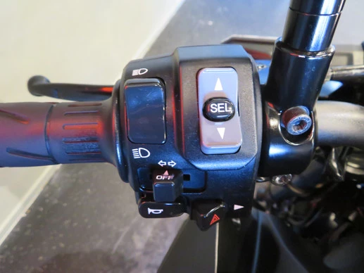 Kawasaki Z900 - Afbeelding 13 van 15