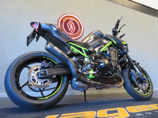 Kawasaki Z900 - Afbeelding 14 van 15