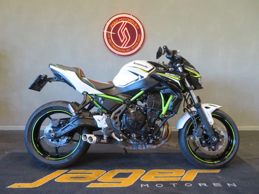 Kawasaki Z650 - Afbeelding 1 van 16