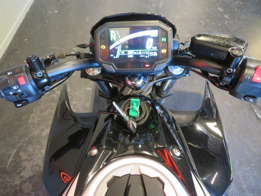 Kawasaki Z650 - Afbeelding 12 van 16