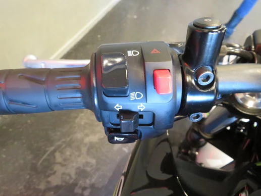 Kawasaki Z650 - Afbeelding 14 van 16