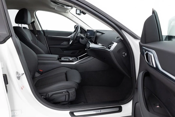 BMW i4 - Afbeelding 7 van 30