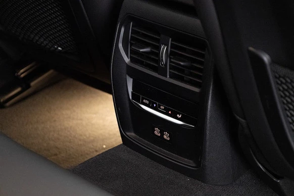 BMW i4 - Afbeelding 12 van 30