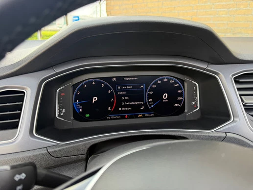 Volkswagen T-Roc - Afbeelding 9 van 30