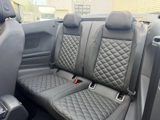 Volkswagen T-Roc - Afbeelding 19 van 30