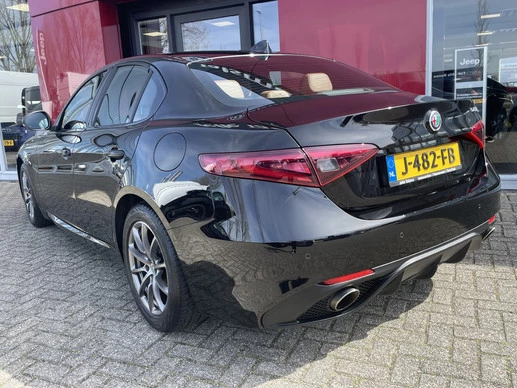 Alfa Romeo Giulia - Afbeelding 12 van 29