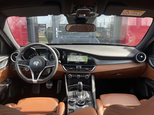 Alfa Romeo Giulia - Afbeelding 13 van 29