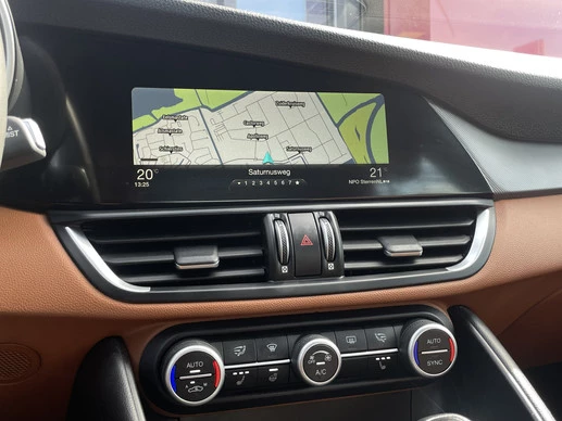 Alfa Romeo Giulia - Afbeelding 21 van 29