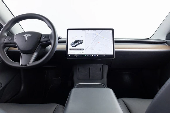 Tesla Model 3 - Afbeelding 12 van 30