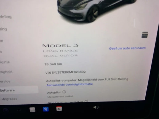 Tesla Model 3 - Afbeelding 23 van 30