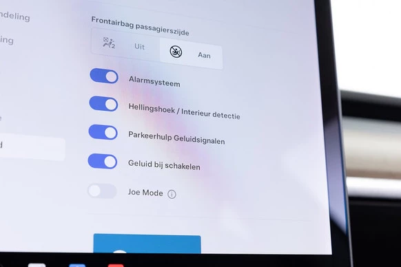 Tesla Model 3 - Afbeelding 29 van 30