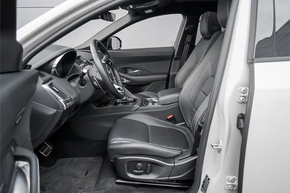 Jaguar E-PACE - Afbeelding 4 van 30