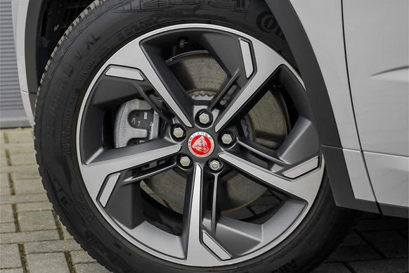 Jaguar E-PACE - Afbeelding 19 van 30