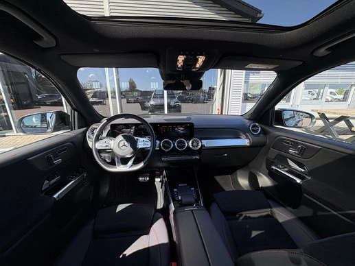 Mercedes-Benz EQB - Afbeelding 7 van 30