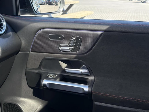 Mercedes-Benz EQB - Afbeelding 13 van 30