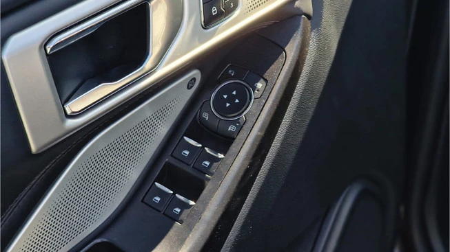 Ford Explorer - Afbeelding 9 van 30