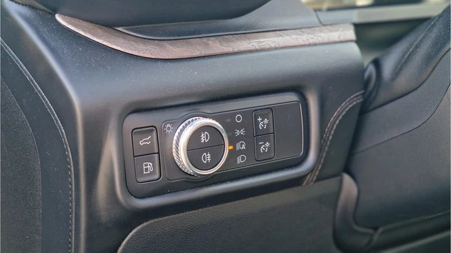 Ford Explorer - Afbeelding 10 van 30