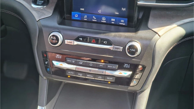 Ford Explorer - Afbeelding 11 van 30