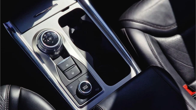 Ford Explorer - Afbeelding 12 van 30