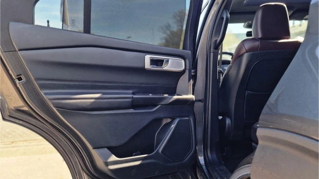 Ford Explorer - Afbeelding 18 van 30