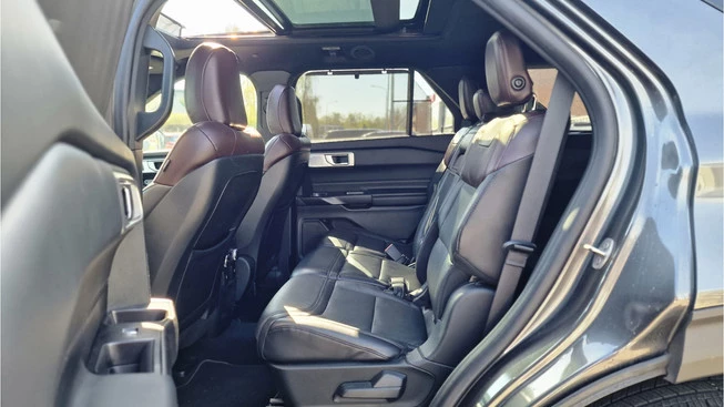 Ford Explorer - Afbeelding 19 van 30