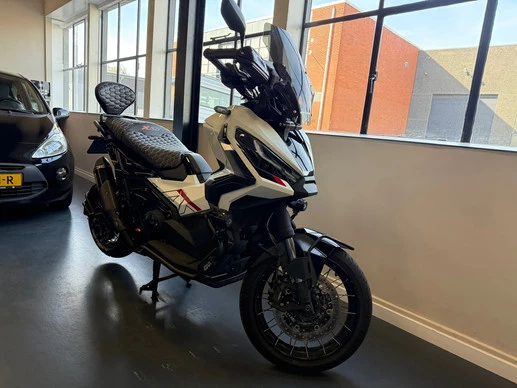 Honda X-ADV - Afbeelding 1 van 5