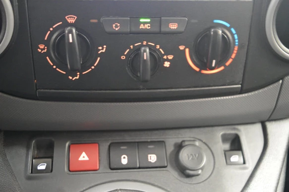 Peugeot Partner - Afbeelding 13 van 24