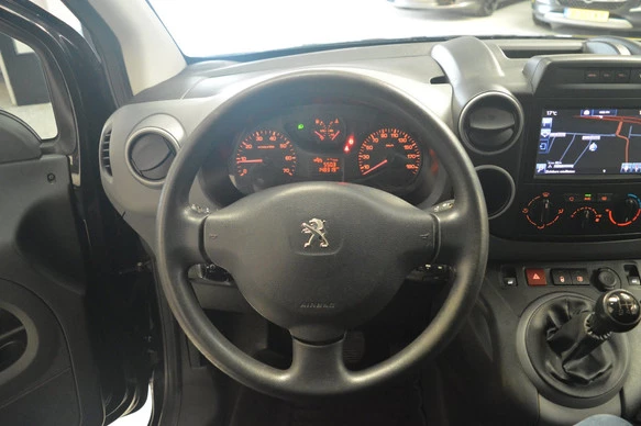 Peugeot Partner - Afbeelding 18 van 24