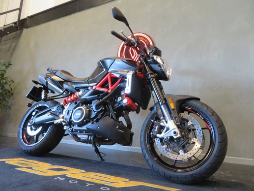 Aprilia Shiver - Afbeelding 15 van 16