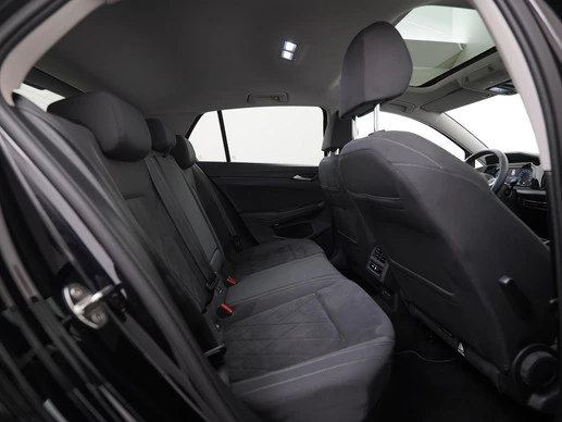 Volkswagen Golf - Afbeelding 28 van 30