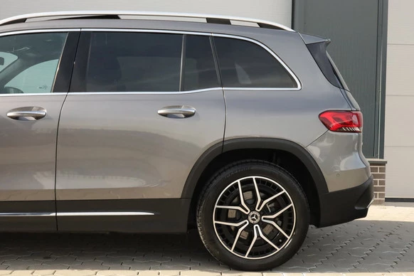 Mercedes-Benz EQB - Afbeelding 8 van 30