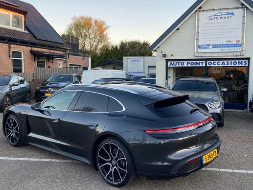 Porsche Taycan - Afbeelding 2 van 25