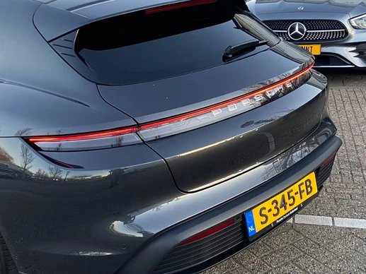 Porsche Taycan - Afbeelding 3 van 25