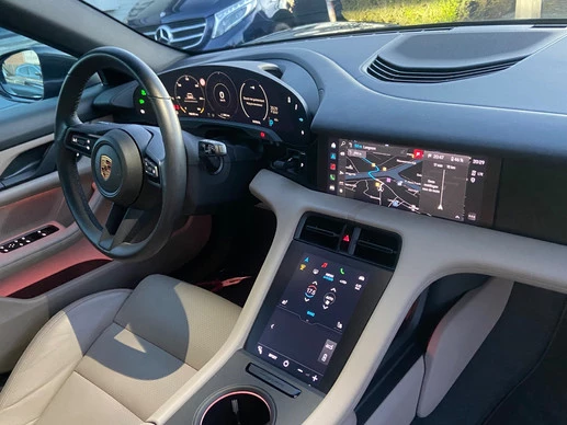 Porsche Taycan - Afbeelding 9 van 25