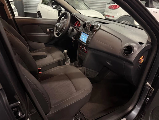 Dacia Sandero - Afbeelding 18 van 30