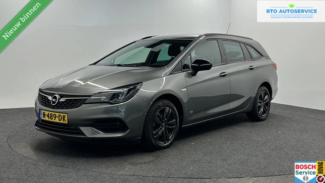 Opel Astra - Afbeelding 1 van 30