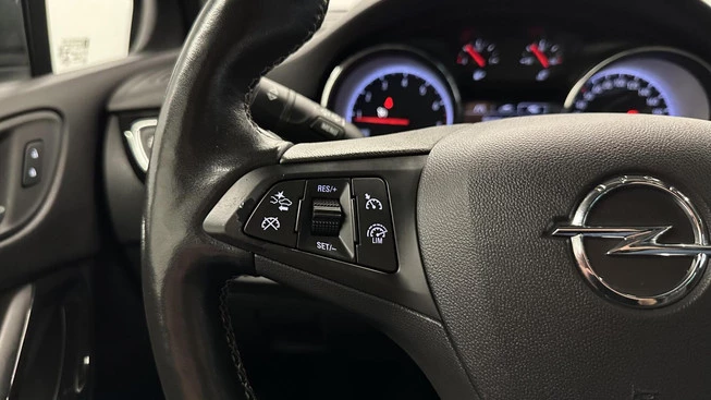 Opel Astra - Afbeelding 21 van 30