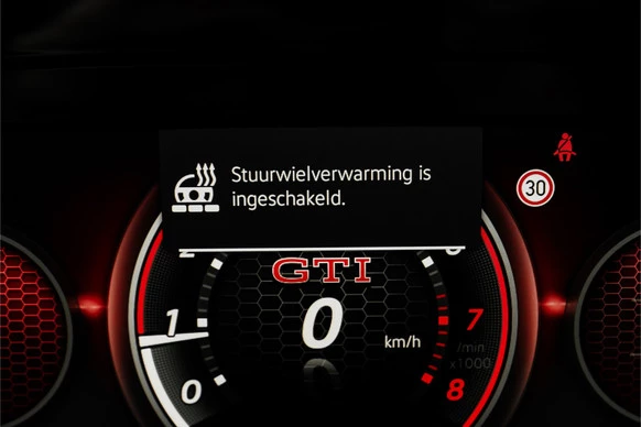 Volkswagen Golf - Afbeelding 22 van 30