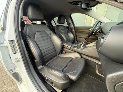 Alfa Romeo Giulia - Afbeelding 5 van 21