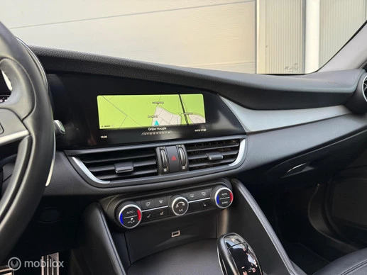 Alfa Romeo Giulia - Afbeelding 17 van 21