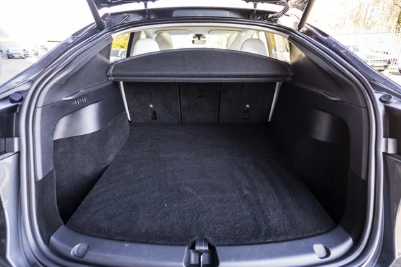Tesla Model Y - Afbeelding 13 van 30