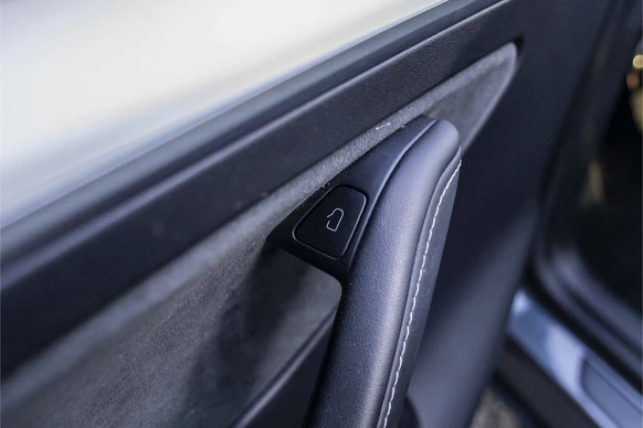 Tesla Model Y - Afbeelding 24 van 30