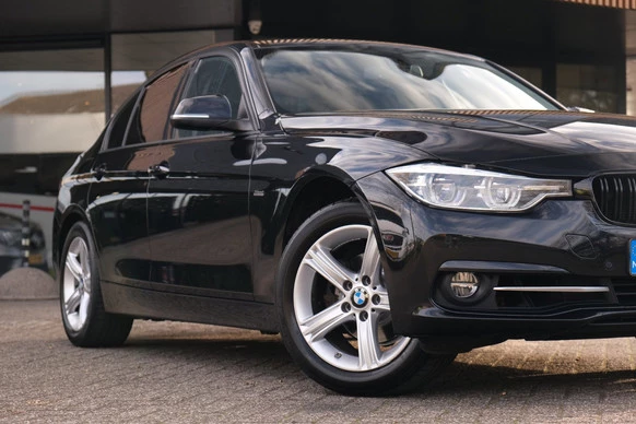 BMW 3 Serie - Afbeelding 13 van 30
