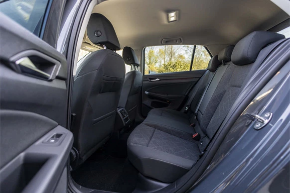 Volkswagen Golf - Afbeelding 14 van 30