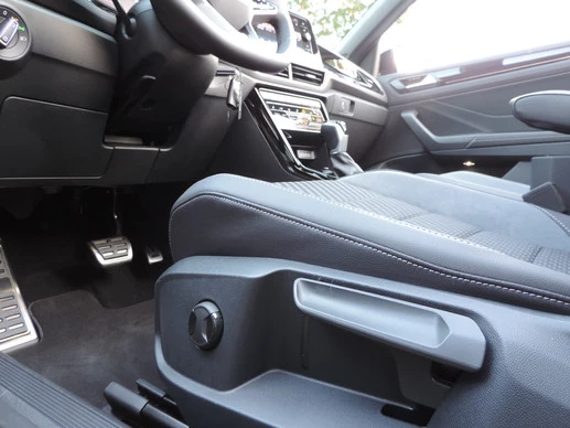 Volkswagen T-Roc - Afbeelding 17 van 30