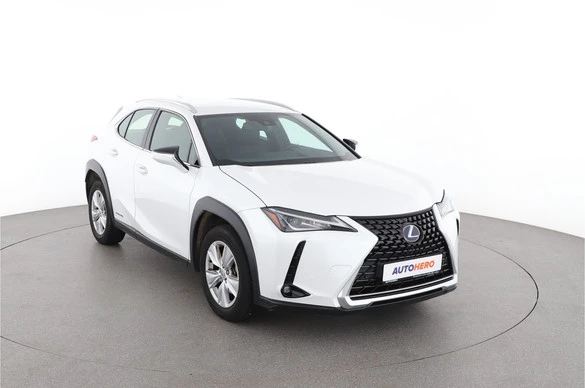 Lexus UX - Afbeelding 7 van 30