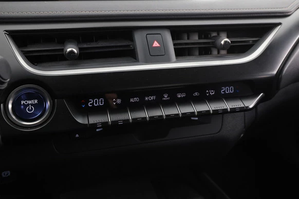 Lexus UX - Afbeelding 15 van 30